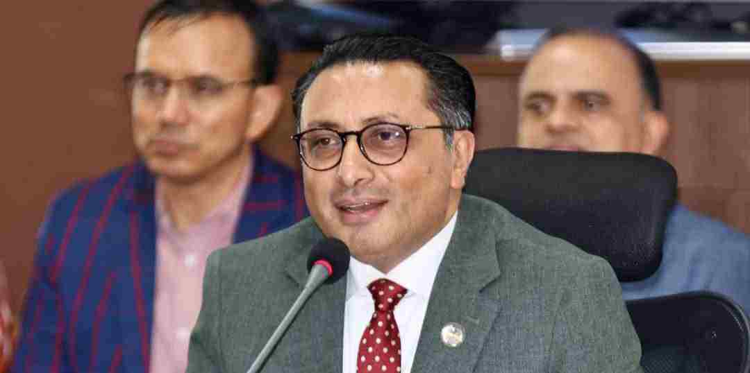 राज्यको क्षमताअनुसारको बजेट ल्याएको अर्थमन्त्री वाग्लेको दाबी