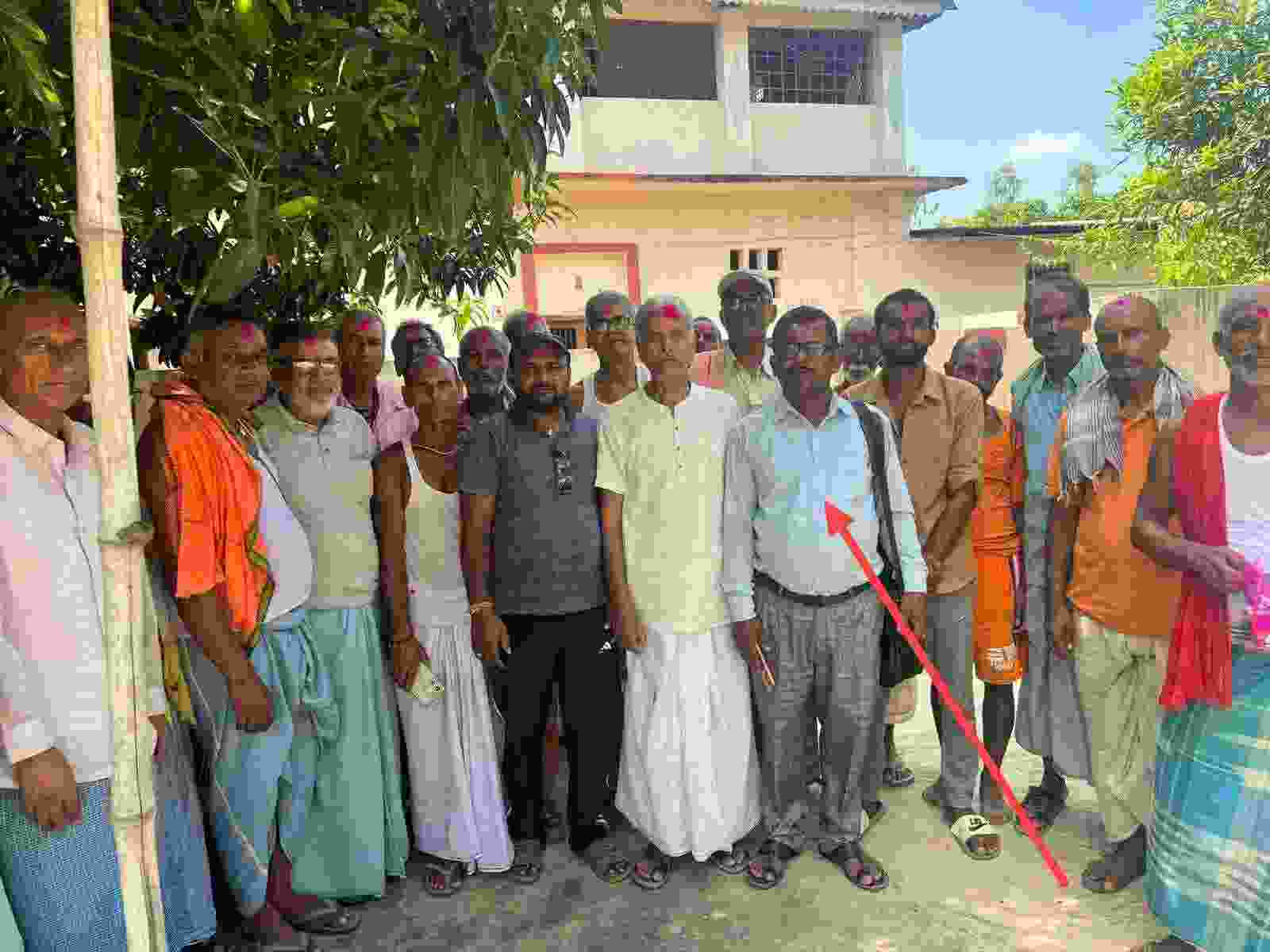 माधव नारायणमा प्रधानाध्यापकसहित शिक्षकहरू कांग्रेसको नगर भेलामा खुलेआम सहभागी